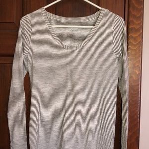 Loft vintage soft long sleeve Shirt  size XS. NWT